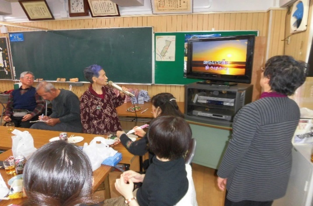 地区内にあるサロン活動にて